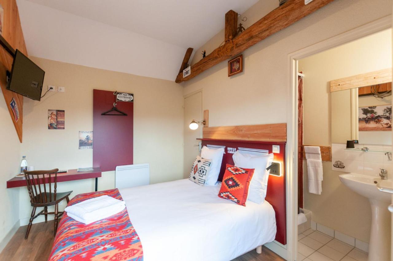 Hotel Le Ranch Brûlon Eksteriør billede